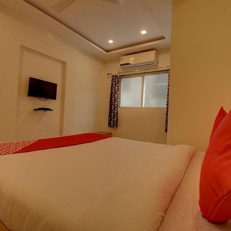 פונה Oyo Flagship 47178 Pakko Inn מראה חיצוני תמונה